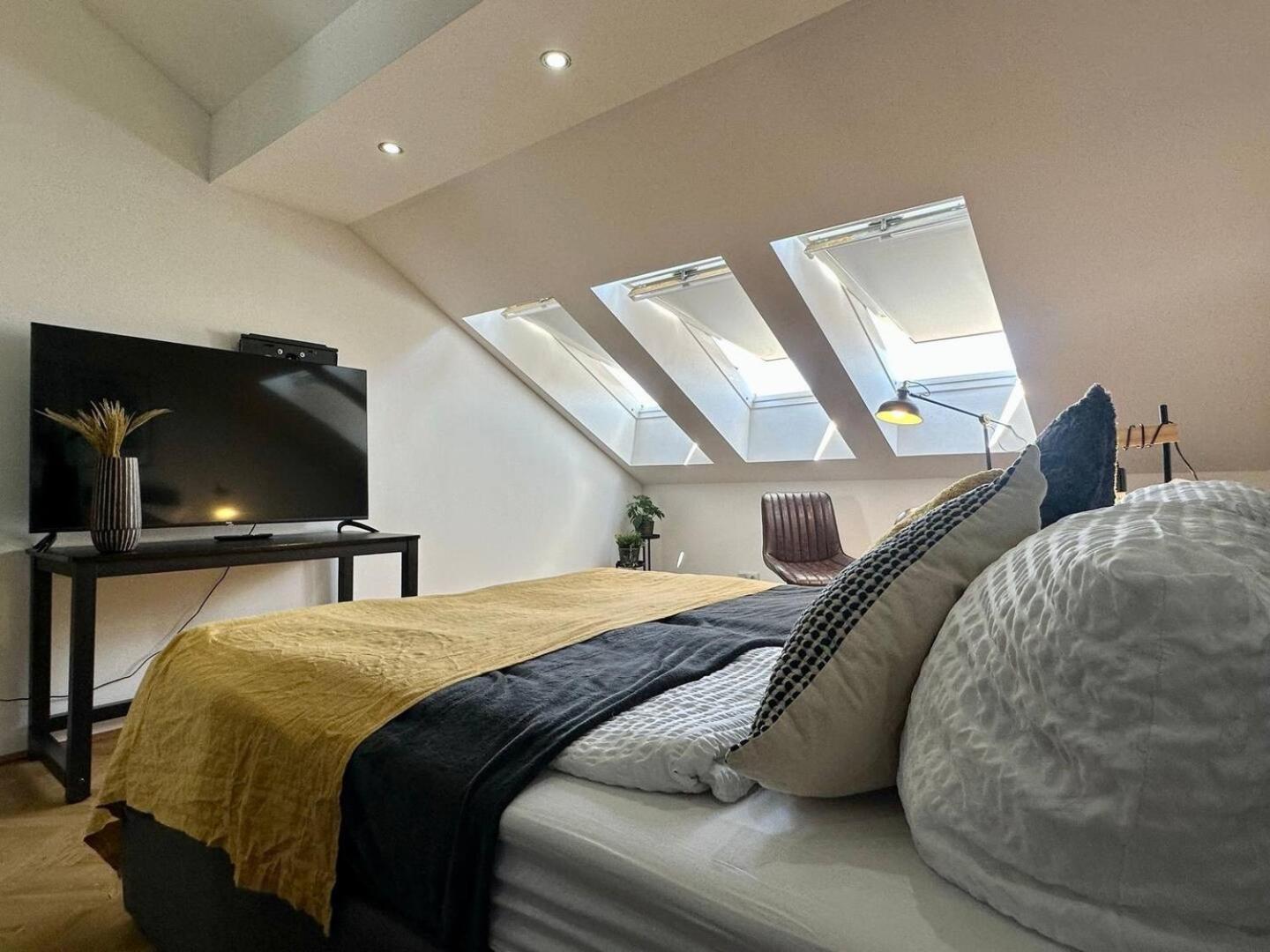 Designer Apartments, 2 Min To U1 Reumannplatz Вена Экстерьер фото